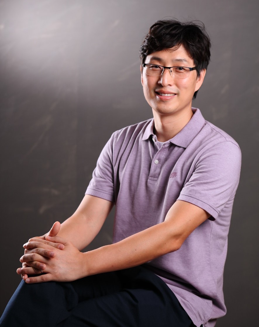 Prof. Kyung Kim honored with 2021 Outstanding Development Award