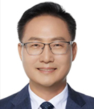 김광일 사진